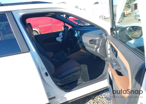 2025 Subaru Forester Touring z USA, uszkodzony, nr VIN JF2SLDTC4SH576838